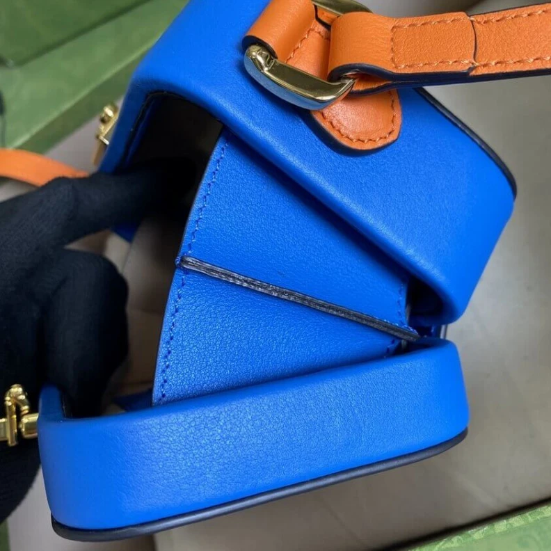 Louis vuitton locations Pop colour Gucci Interlocking G Mini Bag in Blue Leather