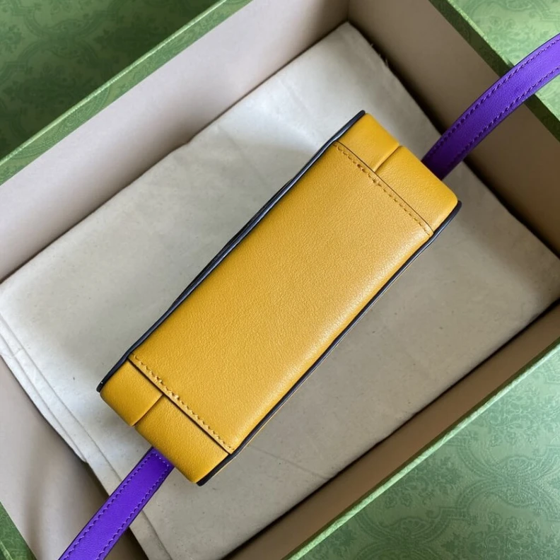 Replica bags lv Pop colour Gucci Interlocking G Mini Bag in Yellow Leather