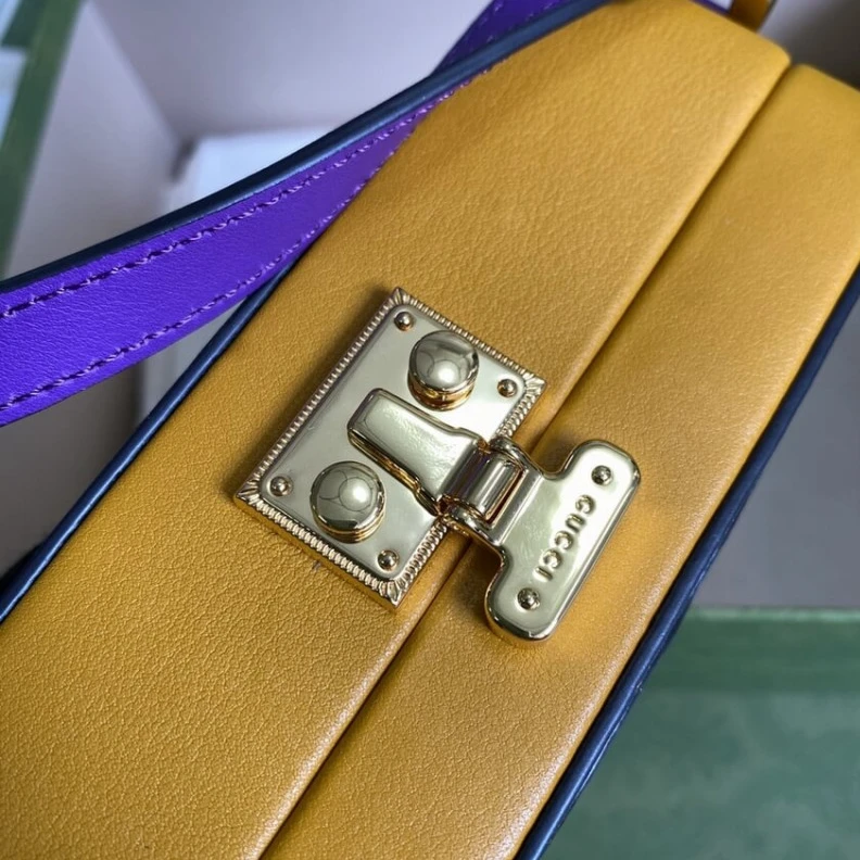 Replica bags lv Pop colour Gucci Interlocking G Mini Bag in Yellow Leather