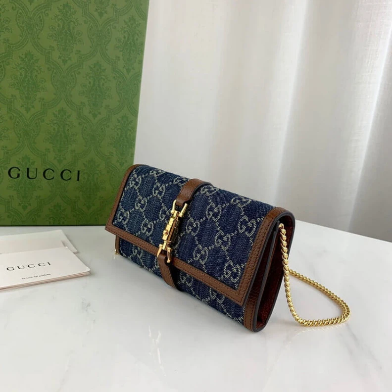 Kitlife ru Piston de Gucci Jackie 1961 Chain Wallet in Blue Denim