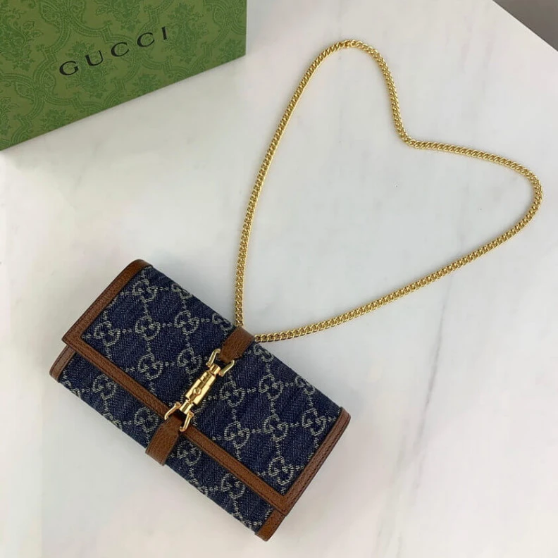 Kitlife ru Piston de Gucci Jackie 1961 Chain Wallet in Blue Denim
