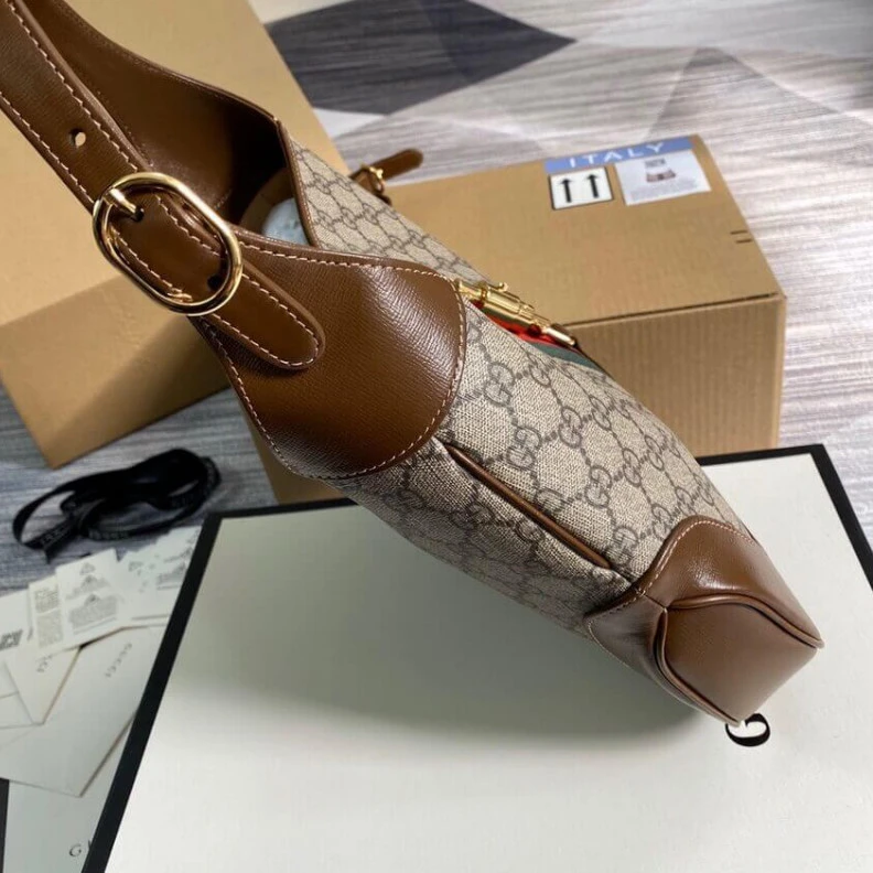 Replica bag This styl Gucci Jackie 1961 Medium Shoulder Bag in GG Canvas