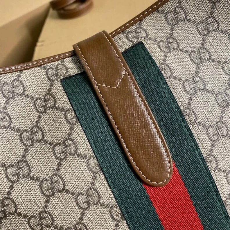 Replica bag This styl Gucci Jackie 1961 Medium Shoulder Bag in GG Canvas