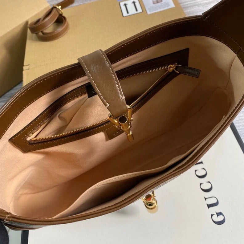 Replica bag This styl Gucci Jackie 1961 Medium Shoulder Bag in GG Canvas