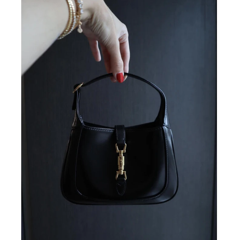 Lv belts replica Handle: 7 Gucci Jackie 1961 Mini Hobo Bag In Black Leather