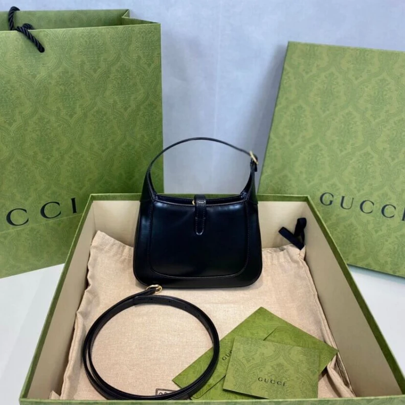 Lv belts replica Handle: 7 Gucci Jackie 1961 Mini Hobo Bag In Black Leather