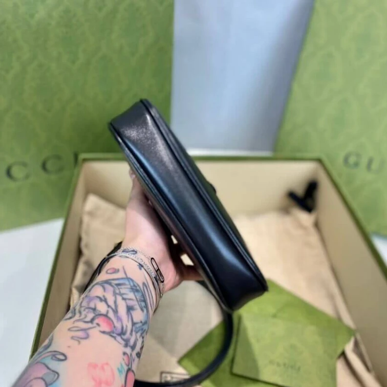 Lv belts replica Handle: 7 Gucci Jackie 1961 Mini Hobo Bag In Black Leather