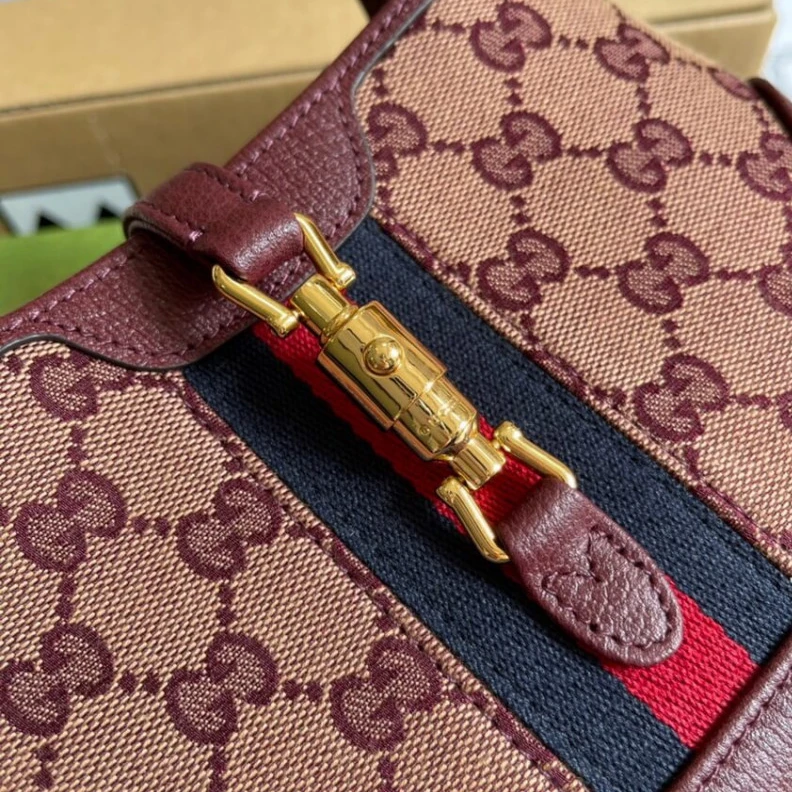 Kitlife ru Piston cl Gucci Jackie 1961 Mini Shoulder Bag in Burgundy GG Canvas