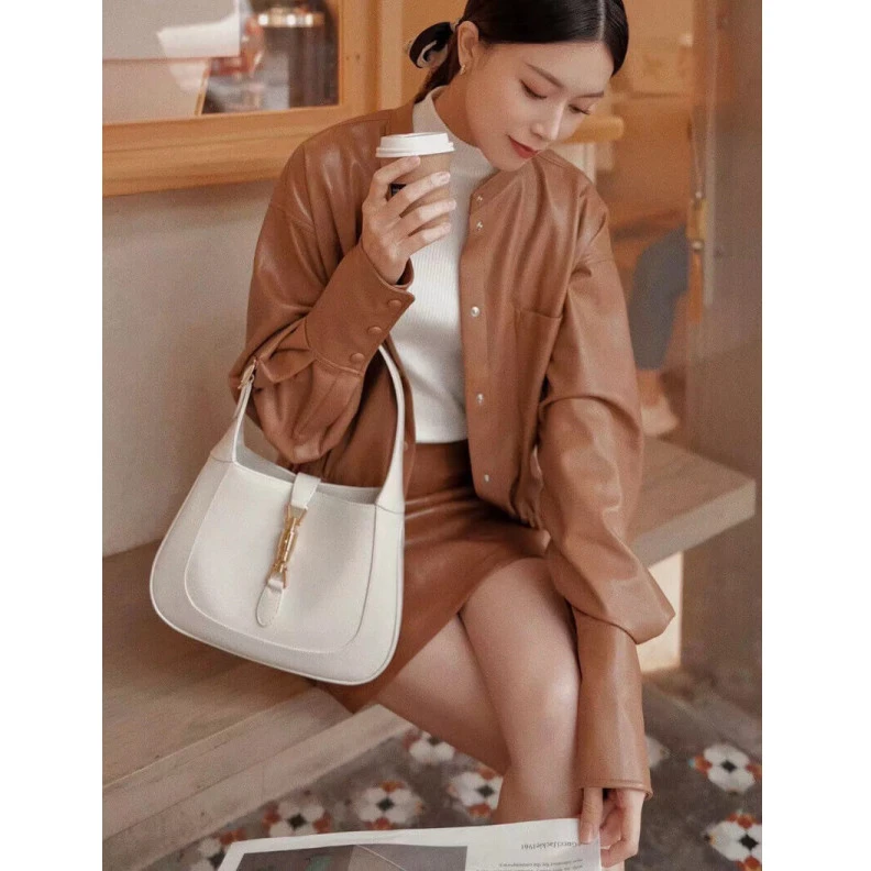 Louis vuitton locations White lea Gucci Jackie 1961 Small Hobo Bag In White Leather