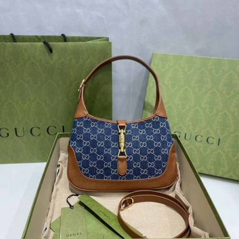 Kitlife ru Piston cl Gucci Jackie 1961 Small Shoulder Bag in Blue Jacquard Denim