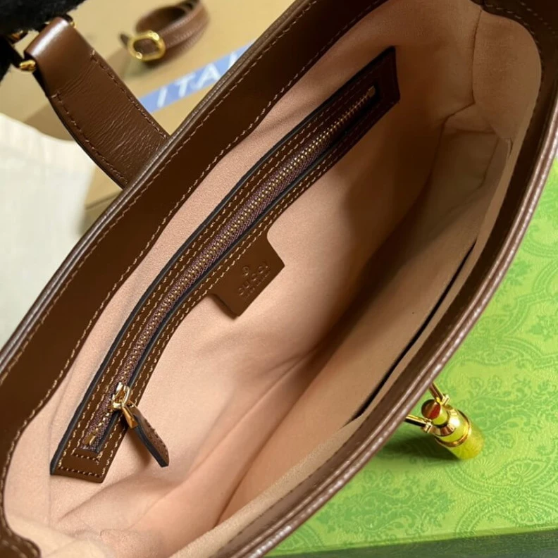 Kitlife ru Here the p Gucci Kleine Jackie 1961 Small Hobo Bag