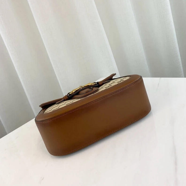 Louis vuitton locations Flap clos Gucci Lady Web Original GG Medium Shoulder Bag Brown