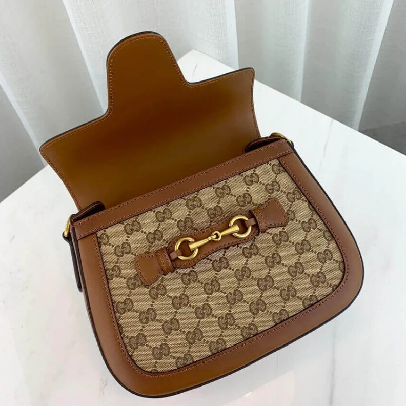 Louis vuitton locations Flap clos Gucci Lady Web Original GG Medium Shoulder Bag Brown