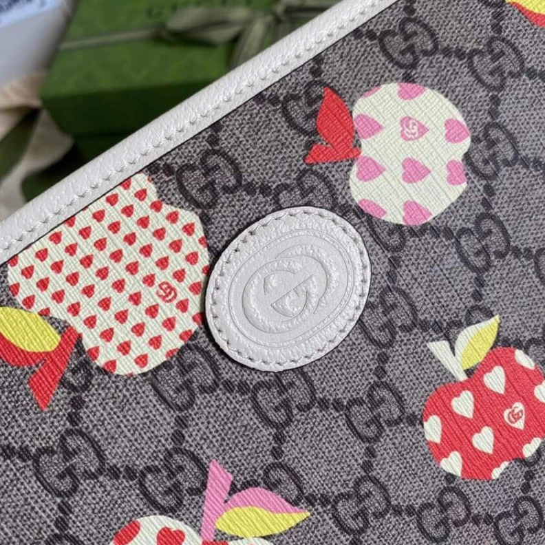 Kitlife ru Interior: Gucci Les Pommes Ophidia Pouch