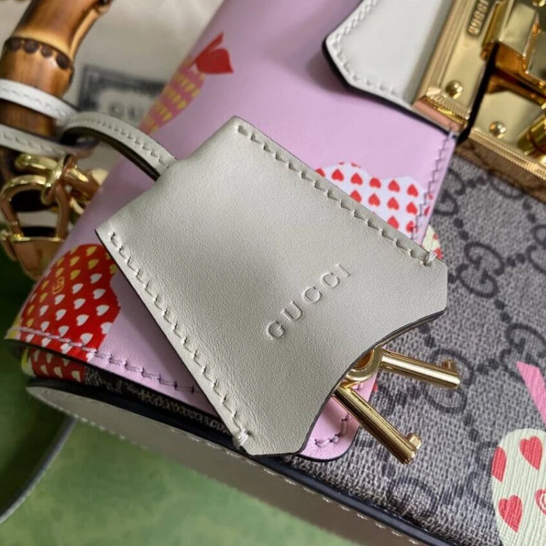 Replica bags 24 x 17 x Gucci Les Pommes Padlock Small Bag Pink