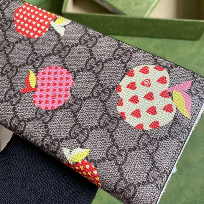 Kitlife Zip aroun Gucci Les Pommes Zip Around Wallet