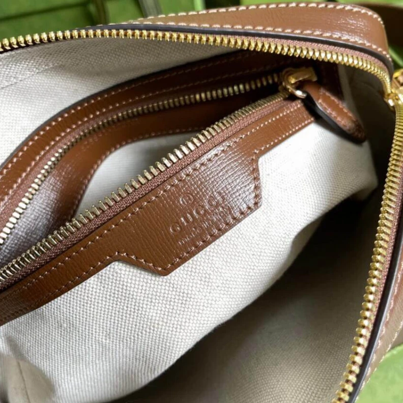 Kitlife ru Oval leat Gucci Messenger Bag With Interlocking G