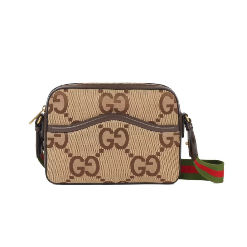 The Interl Gucci Messenger Bag With Jumbo GG