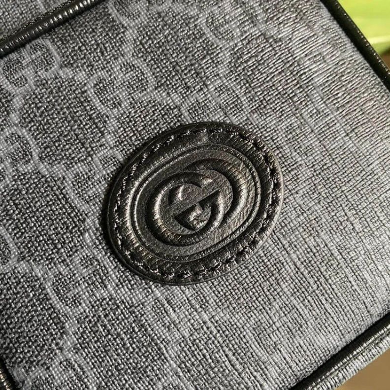 Kitlife 12 x 16 x Gucci Mini Bag with Interlocking G in Black GG Supreme