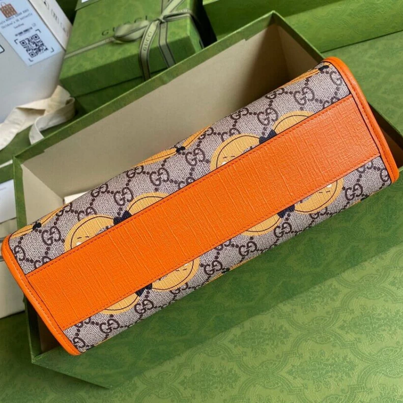 Top lv Beige and Gucci Nina Dzyvulska Tote Bag