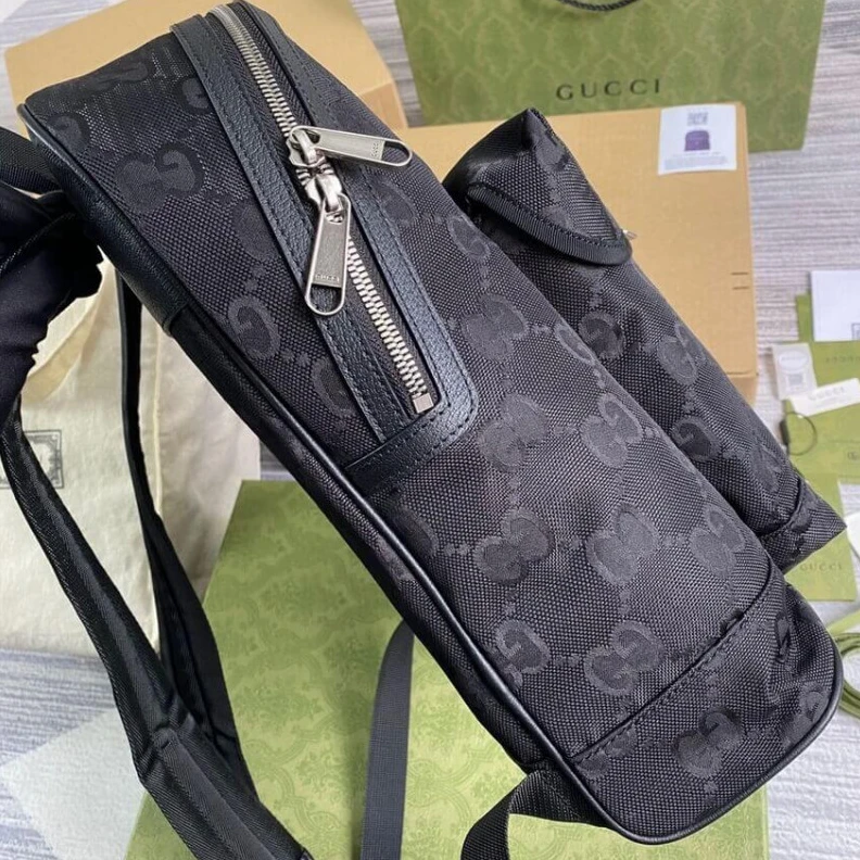 Replica bags lv Ribbons a Gucci Off The Grid Backpack