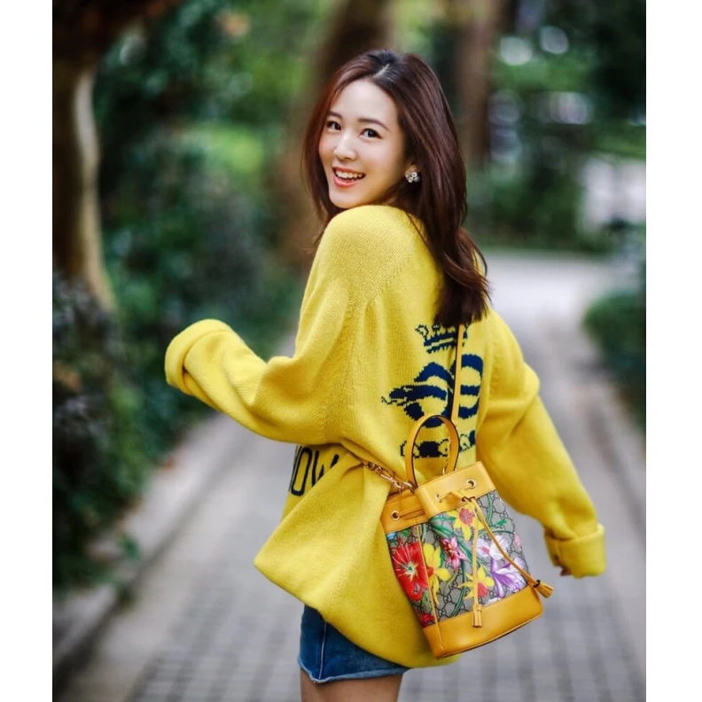 Lv belts replica 20.5 x 26 Gucci Ophidia GG Flora Small Bucket Bag