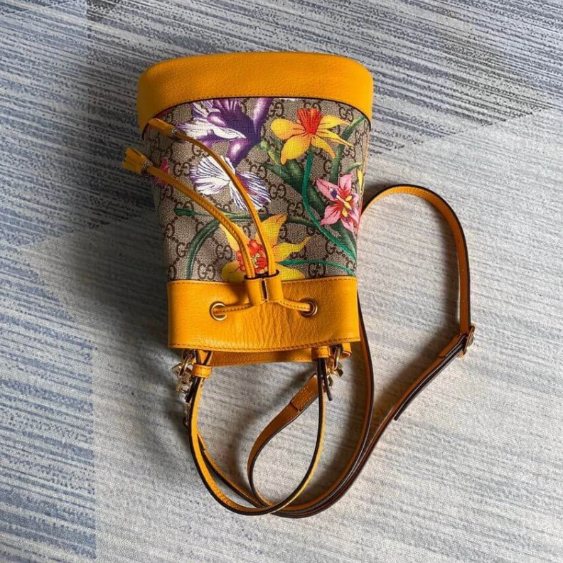 Lv belts replica 20.5 x 26 Gucci Ophidia GG Flora Small Bucket Bag