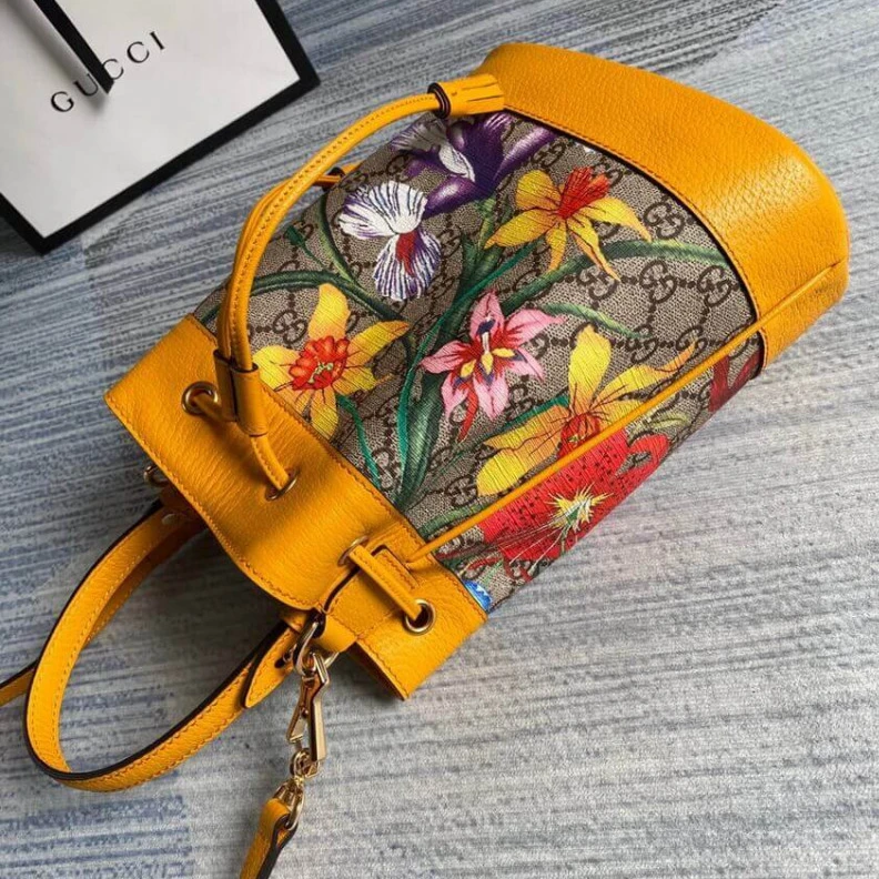 Lv belts replica 20.5 x 26 Gucci Ophidia GG Flora Small Bucket Bag
