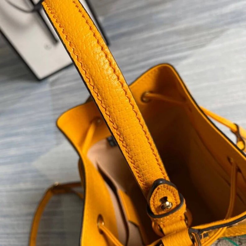 Lv belts replica 20.5 x 26 Gucci Ophidia GG Flora Small Bucket Bag