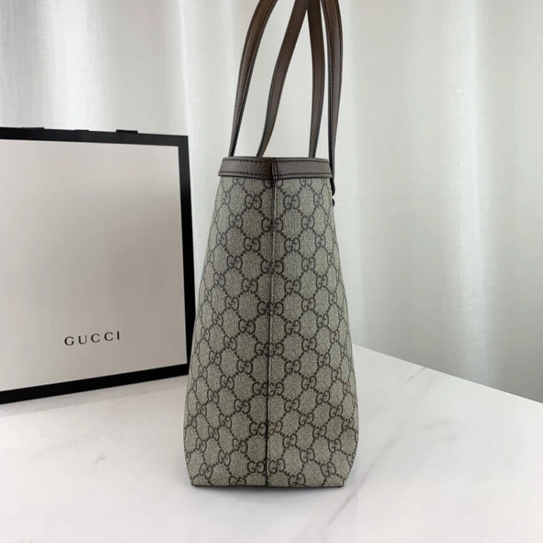 Kitlife ru A classic Gucci Ophidia GG Medium Tote Beige