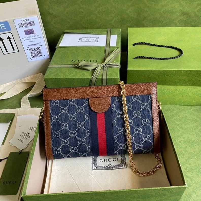 Louis vuitton locations Chain sho Gucci Ophidia GG Small Shoulder Bag in Blue Demin