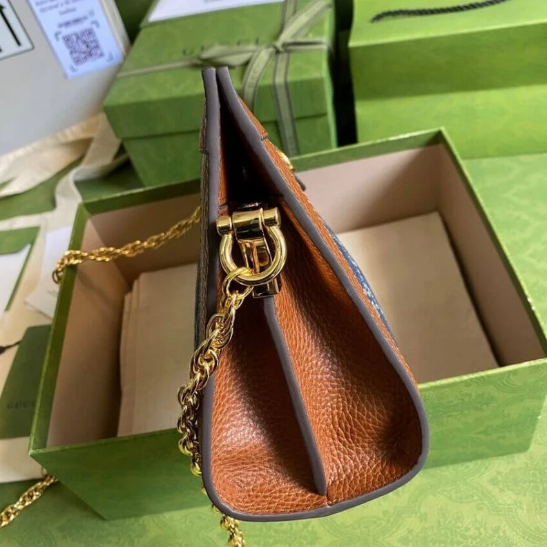 Louis vuitton locations Chain sho Gucci Ophidia GG Small Shoulder Bag in Blue Demin