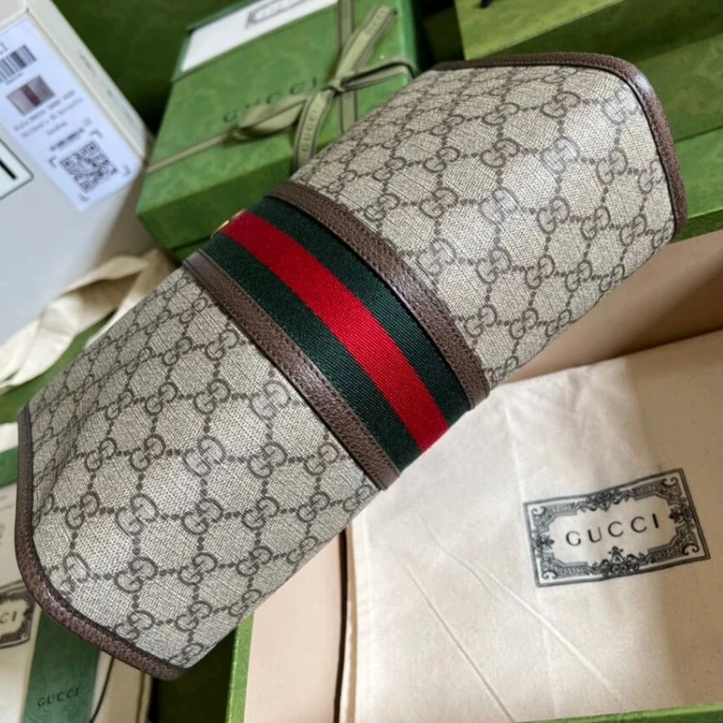 Kitlife ru Beige ebo Gucci Ophidia GG Toiletry Case Coffee