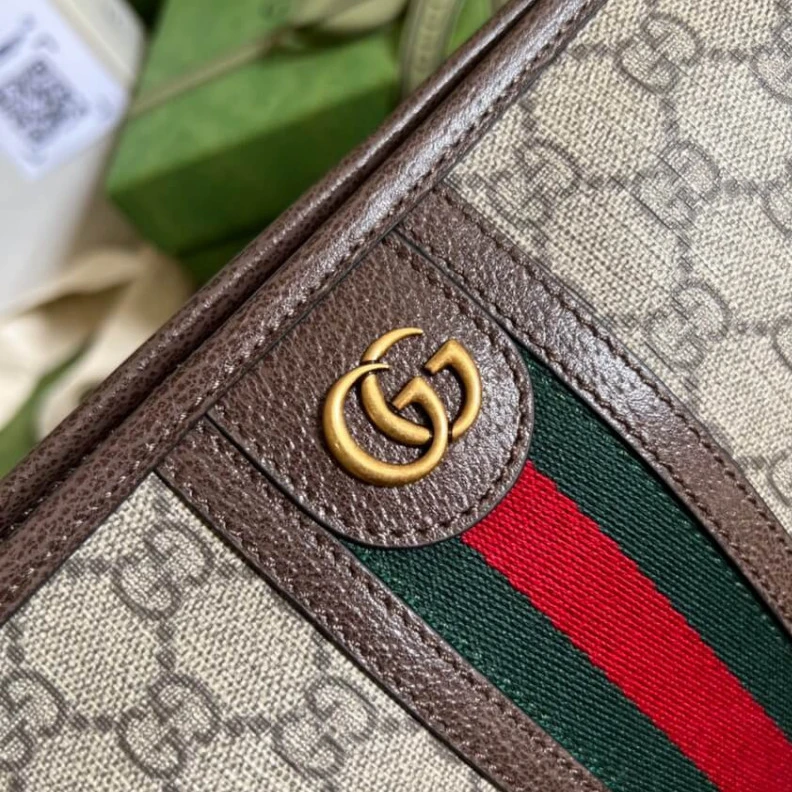 Kitlife ru Beige ebo Gucci Ophidia GG Toiletry Case Coffee