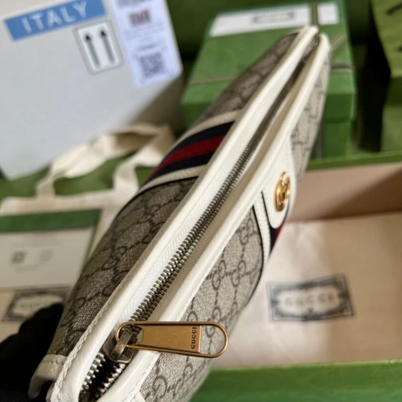 Lv belts replica White lea Gucci Ophidia GG Toiletry Case White