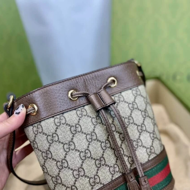Louis vuitton locations Adjustabl Gucci Ophidia Mini GG Bucket Bag