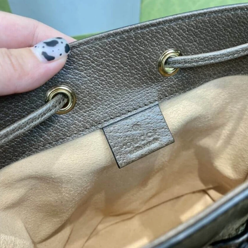 Louis vuitton locations Adjustabl Gucci Ophidia Mini GG Bucket Bag