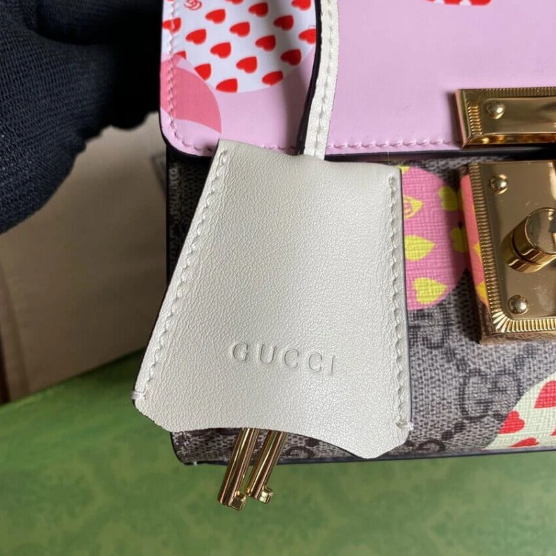 Kitlife Goldtoned Gucci Padlock Heart Apple Pattern Small Shoulder Bag Pink
