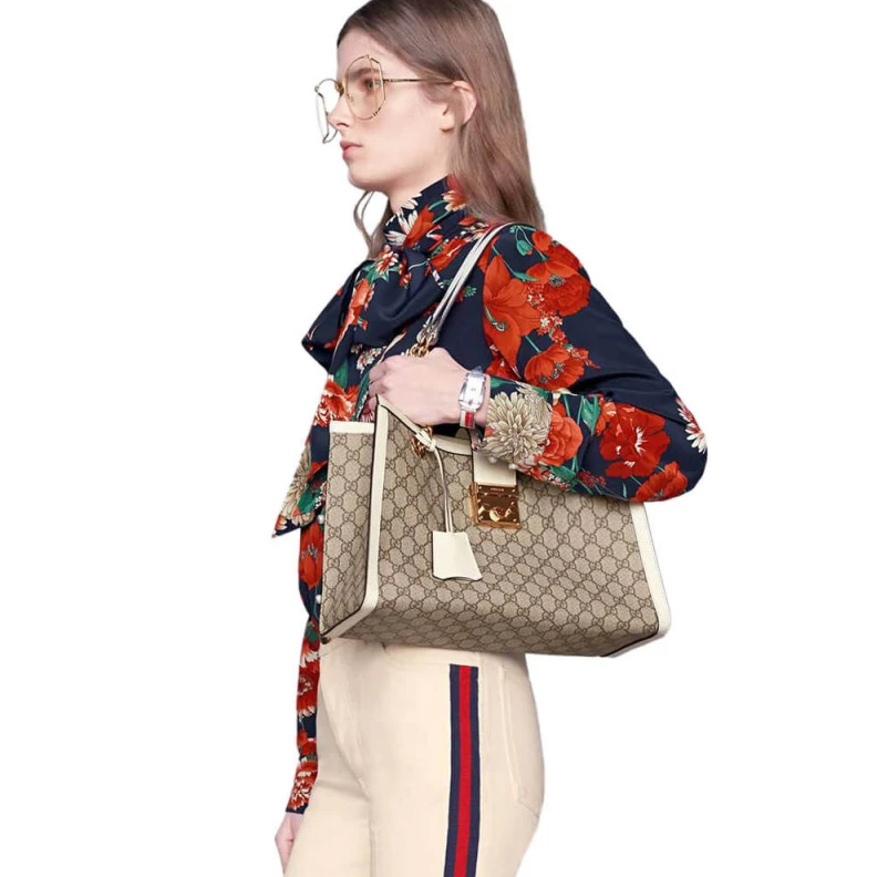 Kitlife ru Key with Gucci Padlock Medium GG Shoulder Bag White