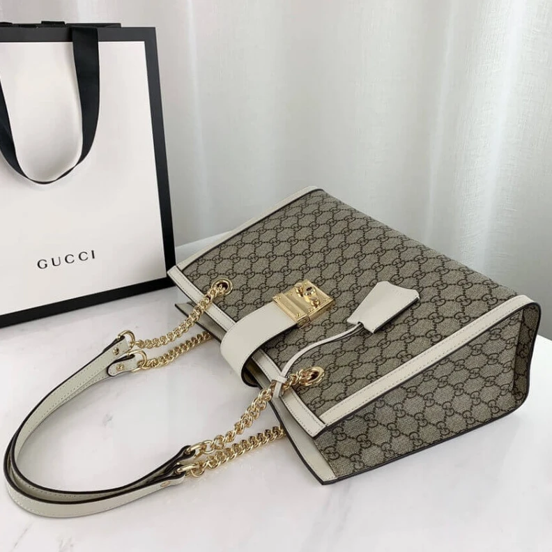 Kitlife ru Key with Gucci Padlock Medium GG Shoulder Bag White