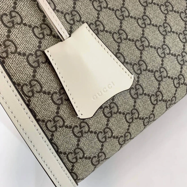 Kitlife ru Key with Gucci Padlock Medium GG Shoulder Bag White
