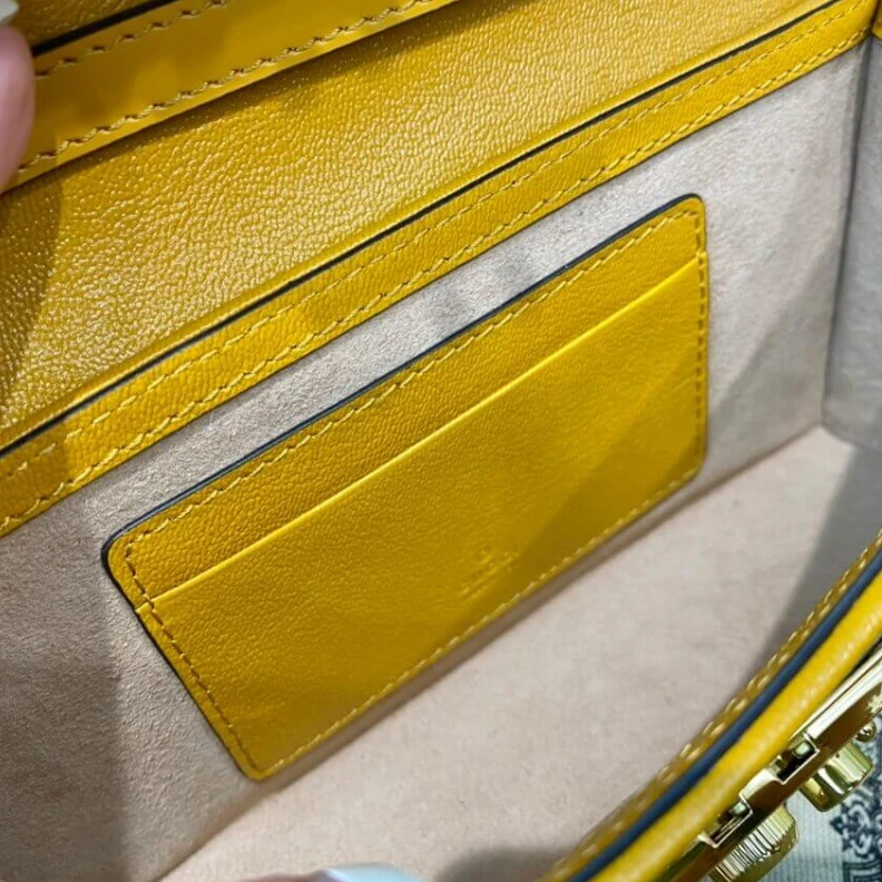 Replica bag <span styl Gucci Padlock Mini Bag White