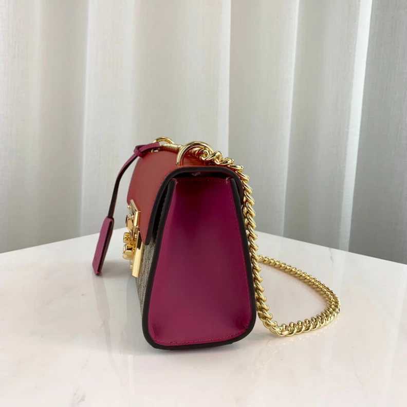 Replica bags lv A small st Gucci Padlock Small GG Shoulder Bag Red
