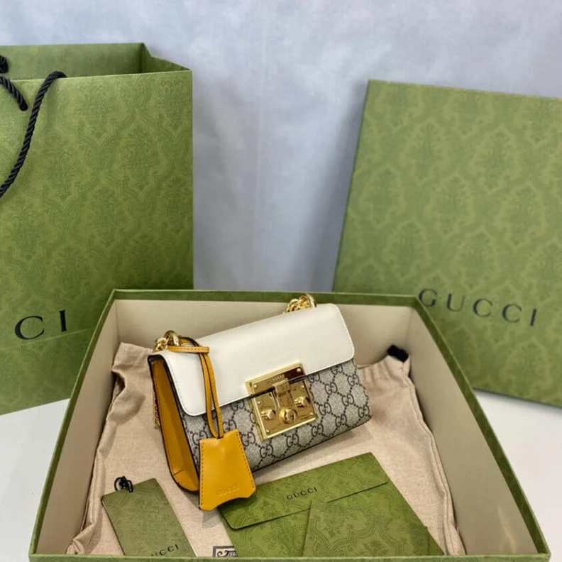 Kitlife Beige and Gucci Padlock Small GG Shoulder Bag White