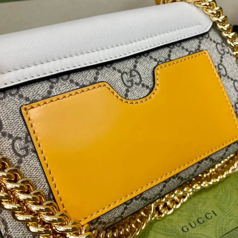 Kitlife Beige and Gucci Padlock Small GG Shoulder Bag White
