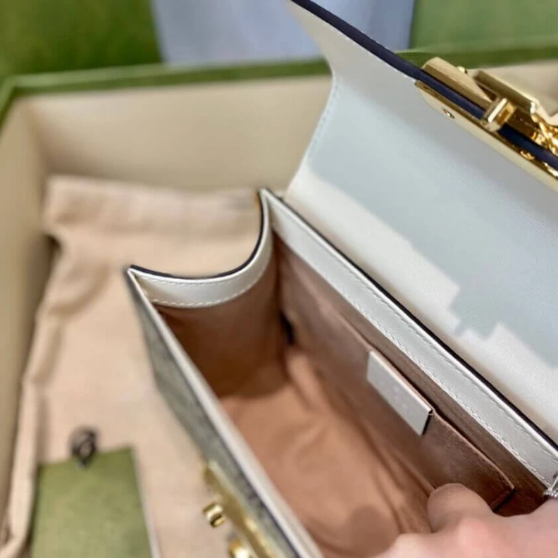 Kitlife Beige and Gucci Padlock Small GG Shoulder Bag White