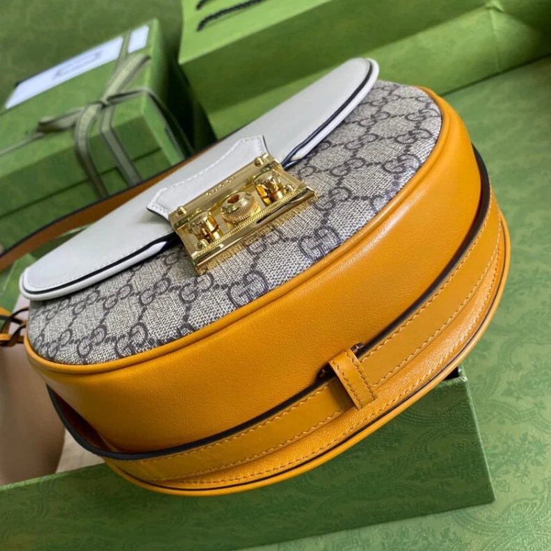 Kitlife Beige and Gucci Padlock Small Shoulder Bag White