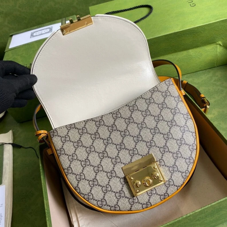 Kitlife Beige and Gucci Padlock Small Shoulder Bag White
