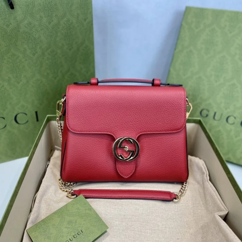 Louis vuitton locations 6.25cm (a Gucci Red Leather Interlocking GG Clasp Convertible Bag