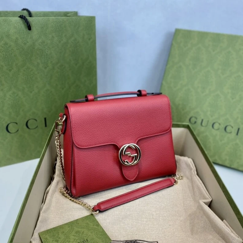 Louis vuitton locations 6.25cm (a Gucci Red Leather Interlocking GG Clasp Convertible Bag